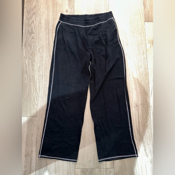 Hollister wide leg sweatpants - Picture 1 of 3